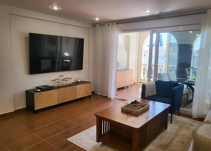 Family Golf & Sun By Helloapartments