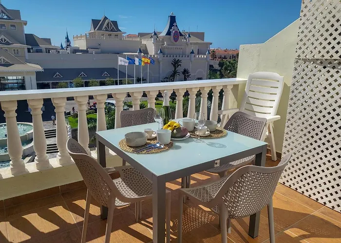 Family Golf & Sun By Helloapartments *