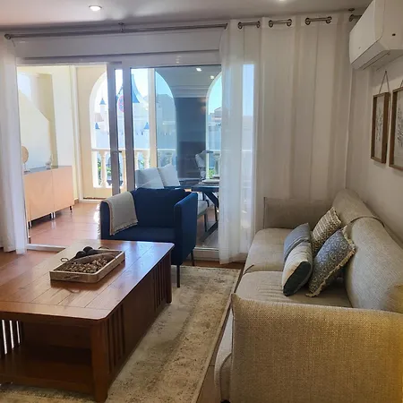 Family Golf & Sun By Helloapartments *